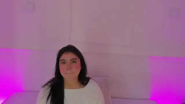 mary suarez online show from 10-02-25, 03:24