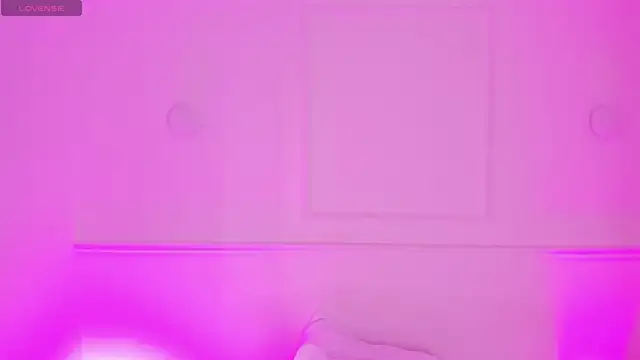 mary suarez online show from 10-12-25, 04:00