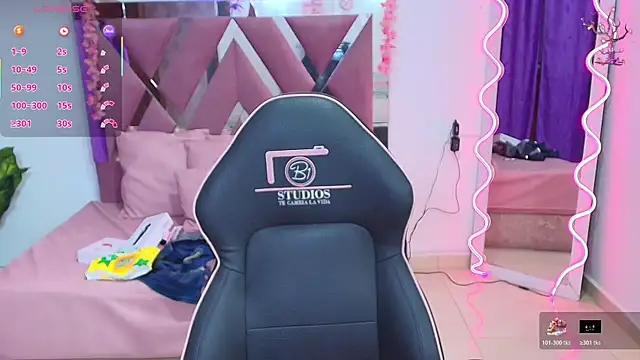 kendra tay online show from 11-14-25, 03:16