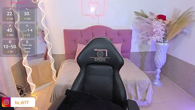 kendra tay online show from 03-18-26, 03:31