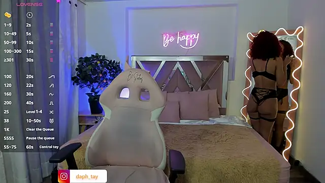 Daphnne tay online show from 01-25-25, 03:30