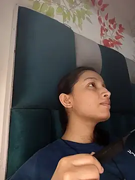 Aleena Rai online show from 09-11-25, 08:42