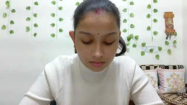 Aleena Rai online show from 11-06-25, 07:37