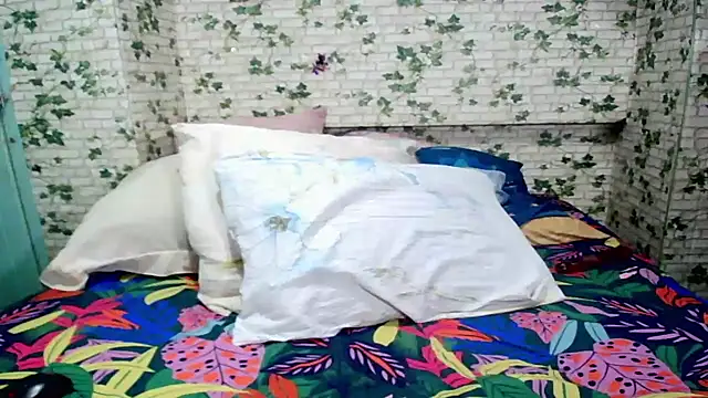 Indian candyXX online show from 02-10-26, 06:23