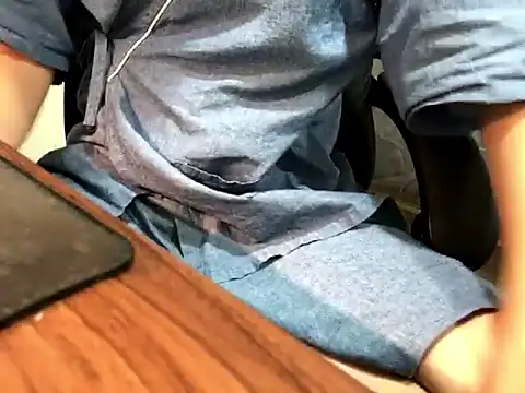 Snapshot of Ryan67533 chatting on 11-03-25, 12:06 Ryan67533 online show from 11-03-25, 12:06