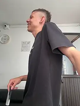 Daddyrich 632 online show from 02-04-26, 07:20