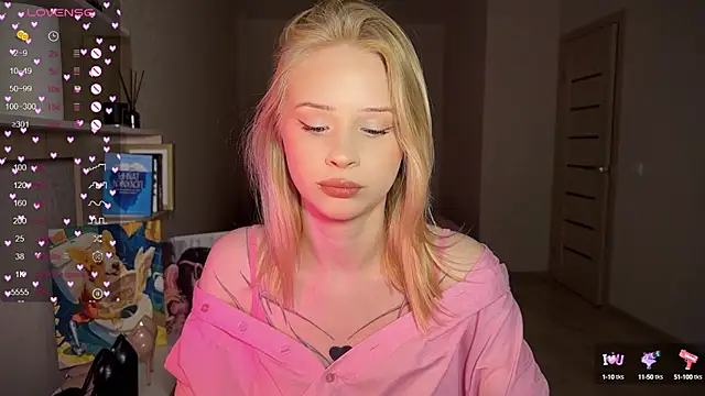 lisa barbie online show from 10-13-25, 03:17