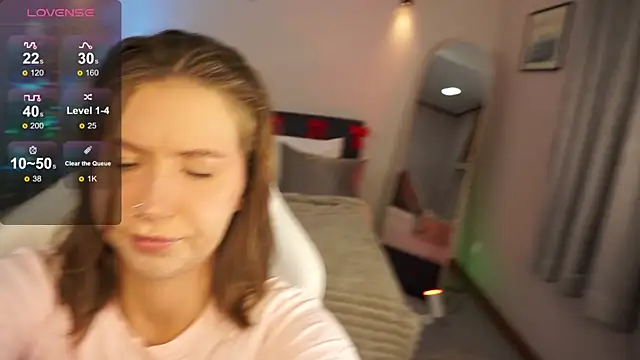 LinaSiren online show from 12-23-24, 03:18