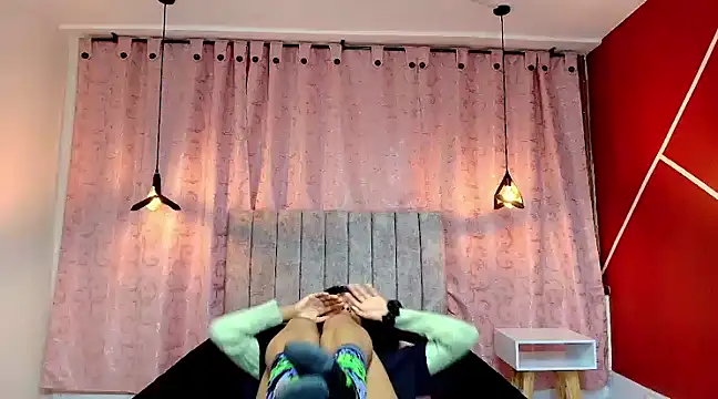 Zia Green online show from 03-08-25, 10:45