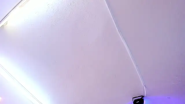 Amy Kiitty  online show from 11-23-25, 12:27