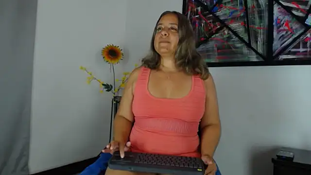 Iivana 19 online show from 03-19-25, 08:32