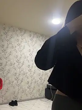 viviandaimond1 online show from 12-13-24, 07:32