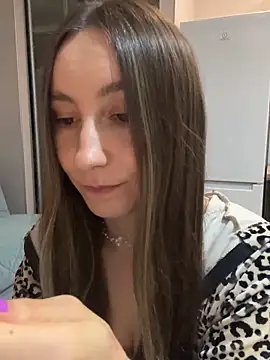 viviandaimond1 online show from 02-10-25, 06:03