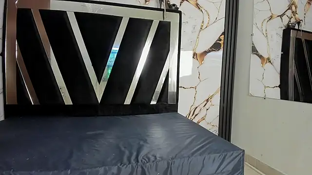 KarinaSimonz online show from 10-23-25, 07:23