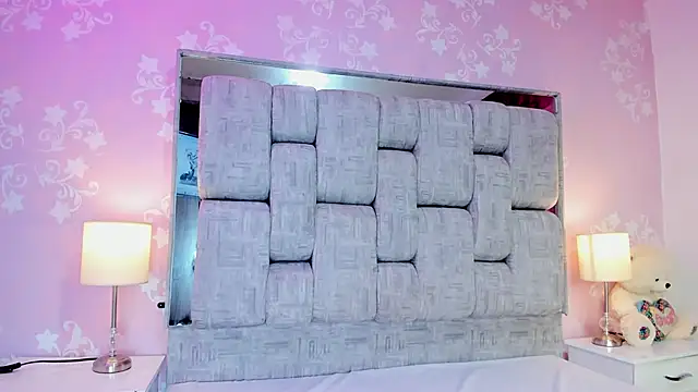 KarinaSimonz online show from 03-06-26, 02:30