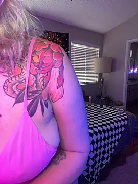 GoldieBakeman online show from 09-29-25, 05:07