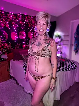 GoldieBakeman online show from 12-02-25, 04:57