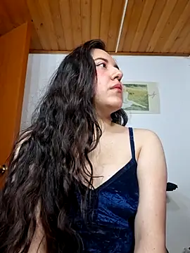 Snapshot of Emi_chik chatting on 03-11-26, 11:38 Emi chik online show from 03-11-26, 11:38