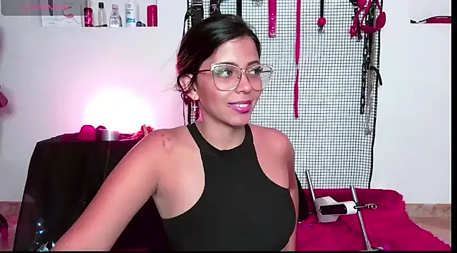 Megaan Greey online show from 01-09-25, 08:33