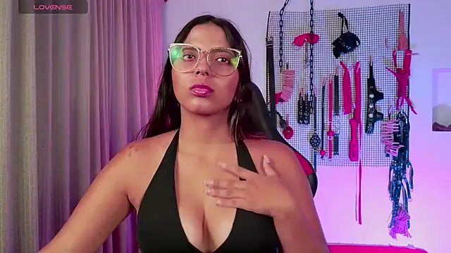 Megaan Greey online show from 10-11-25, 09:35