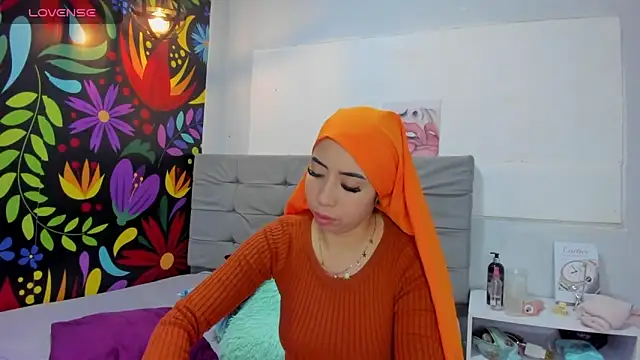 Snapshot of Sweet_hot_mia chatting on 01-24-25, 07:49 Sweet hot mia online show from 01-24-25, 07:49