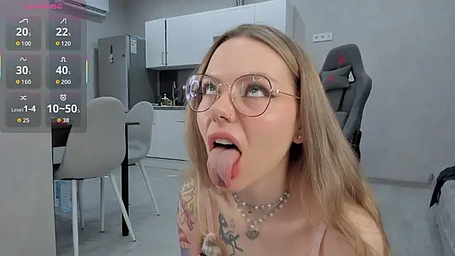 Marta May  online show from 03-15-26, 11:05