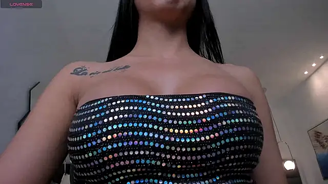 KatieNolan 1 online show from 01-04-25, 06:40