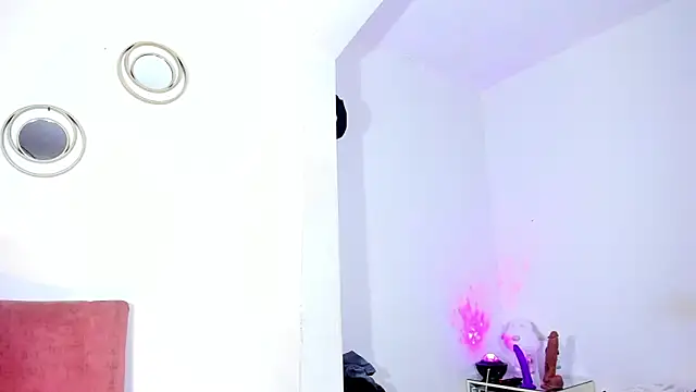 Snapshot of Sofia_HornyTs chatting on 03-25-26, 04:29 Sofia HornyTs online show from 03-25-26, 04:29