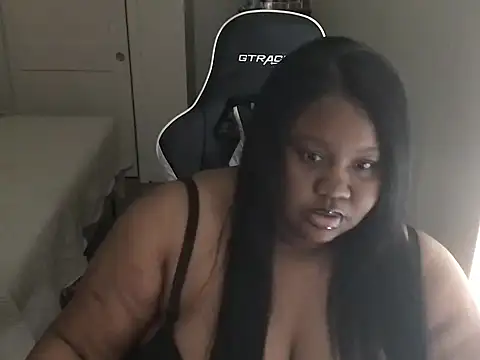 Snapshot of explosivekitty69 chatting on 10-09-25, 10:30 explosivekitty69 online show from 10-09-25, 10:30