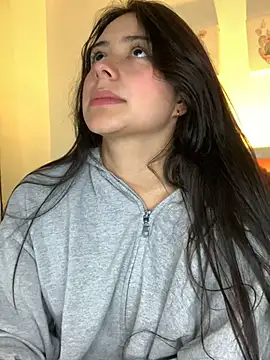 GabyButtler1 online show from 02-28-25, 07:25
