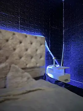 Kuromi LS online show from 02-22-25, 07:47