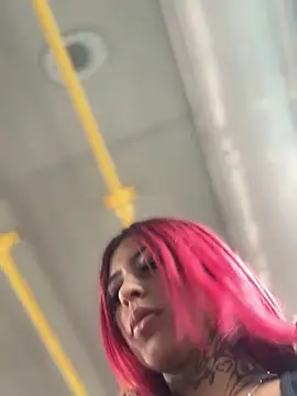 Kuromi LS online show from 03-19-25, 04:55