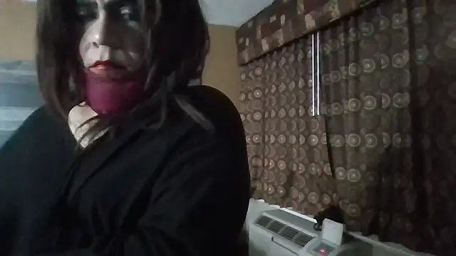 Youcunn online show from 10-17-25, 06:38