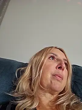 MariaRichi  online show from 11-01-25, 07:32