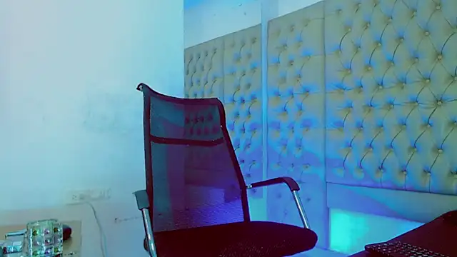 Snapshot of HannibalLester chatting on 01-23-25, 11:58 HannibalLester online show from 01-23-25, 11:58