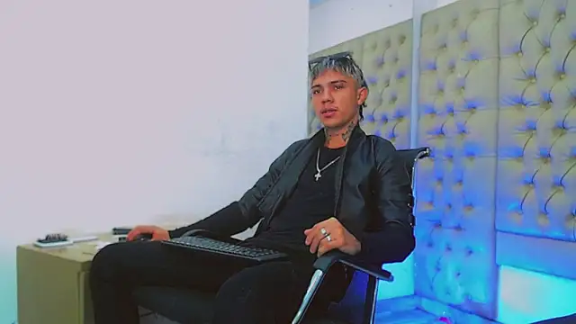 Snapshot of HannibalLester chatting on 02-02-25, 04:15 HannibalLester online show from 02-02-25, 04:15