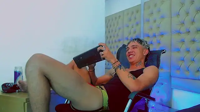 Snapshot of HannibalLester chatting on 02-02-25, 08:51 HannibalLester online show from 02-02-25, 08:51