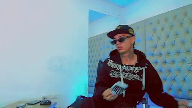 Snapshot of HannibalLester chatting on 02-05-25, 10:08 HannibalLester online show from 02-05-25, 10:08