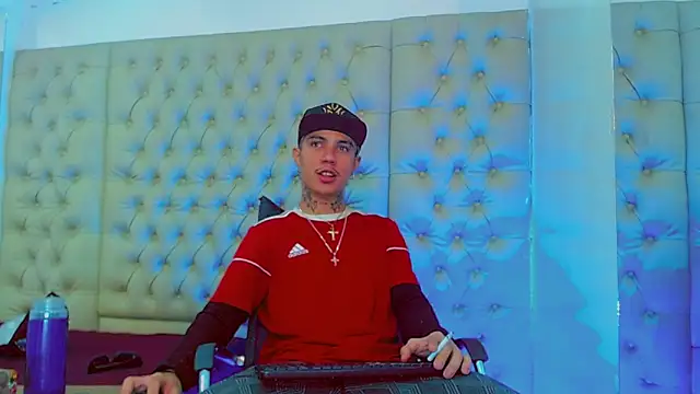 Snapshot of HannibalLester chatting on 02-06-25, 09:22 HannibalLester online show from 02-06-25, 09:22