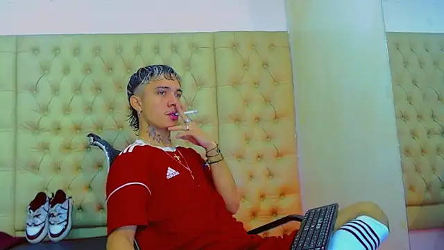 Snapshot of HannibalLester chatting on 02-07-25, 12:17 HannibalLester online show from 02-07-25, 12:17