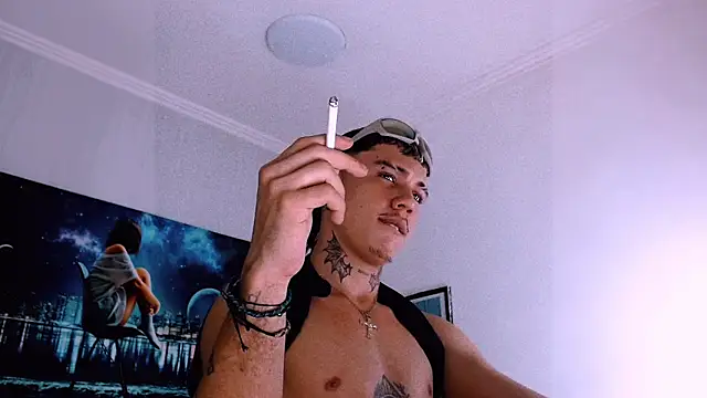 Snapshot of HannibalLester chatting on 03-06-25, 03:13 HannibalLester online show from 03-06-25, 03:13