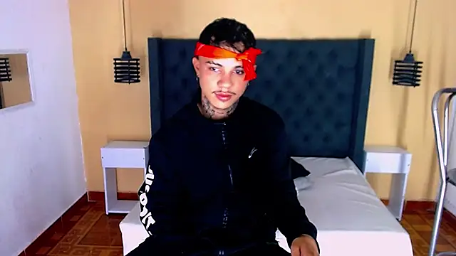 Snapshot of HannibalLester chatting on 03-20-25, 04:51 HannibalLester online show from 03-20-25, 04:51