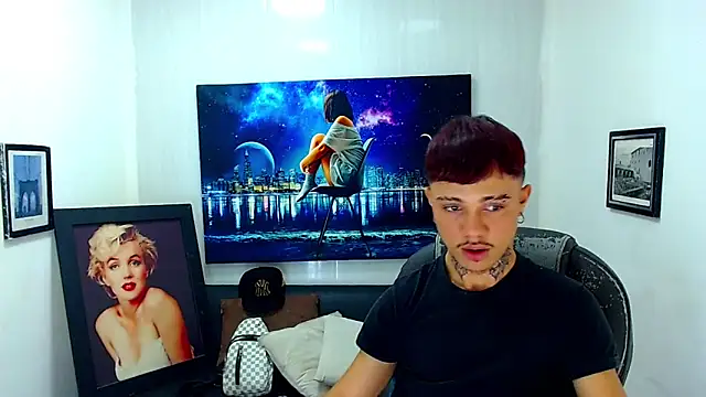 Snapshot of HannibalLester chatting on 03-21-25, 04:39 HannibalLester online show from 03-21-25, 04:39