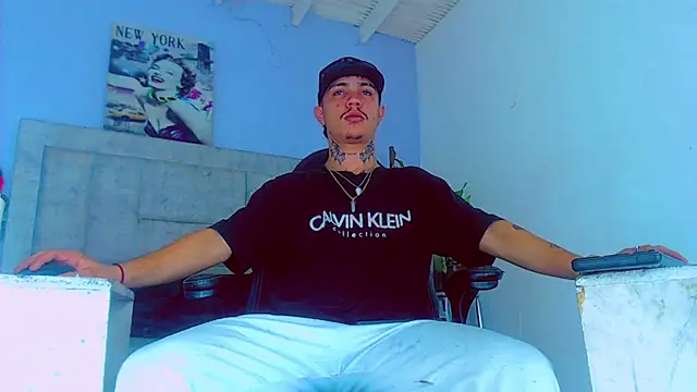 Snapshot of HannibalLester chatting on 10-02-25, 12:23 HannibalLester online show from 10-02-25, 12:23