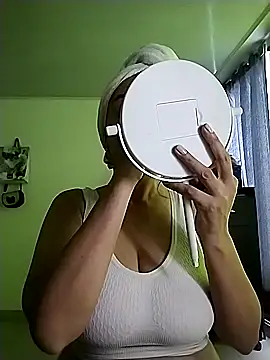 hailey85 online show from 11-02-25, 07:49