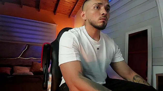 maximusclark1 online show from 03-25-26, 02:50