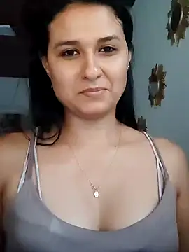 elena jonees online show from 02-07-25, 09:58