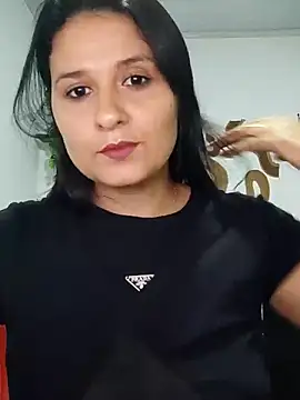 Snapshot of elena_jonees chatting on 10-10-25, 07:46 elena jonees online show from 10-10-25, 07:46