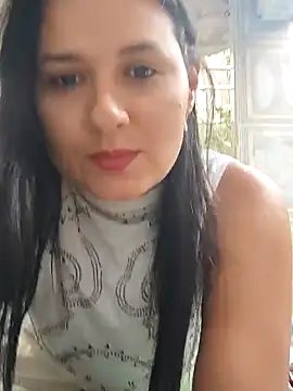 Snapshot of elena_jonees chatting on 10-11-25, 02:15 elena jonees online show from 10-11-25, 02:15