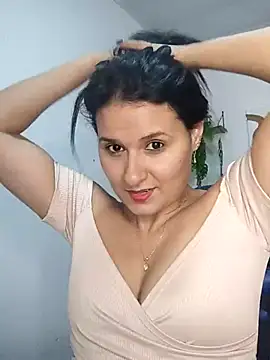 Snapshot of elena_jonees chatting on 11-07-25, 08:09 elena jonees online show from 11-07-25, 08:09